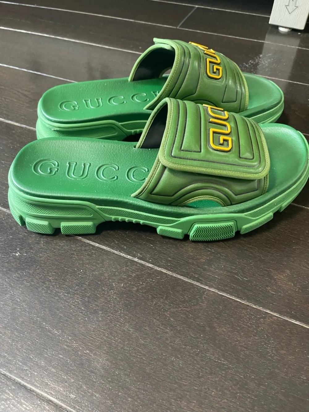 Gucci Green Slide Sandals with Yellow Logo Accent - Picture 9 of 10
